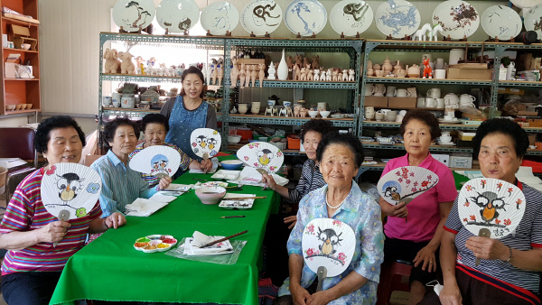 칠곡옻밭마을-할머니