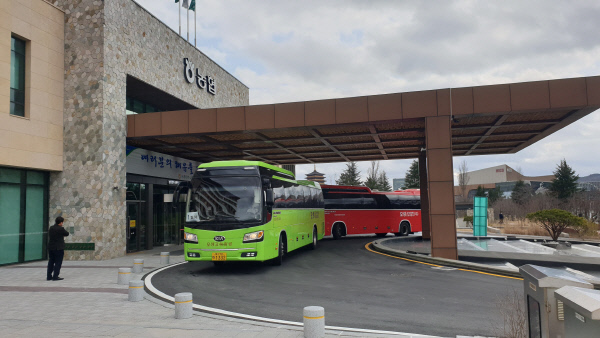 농협-버스도착