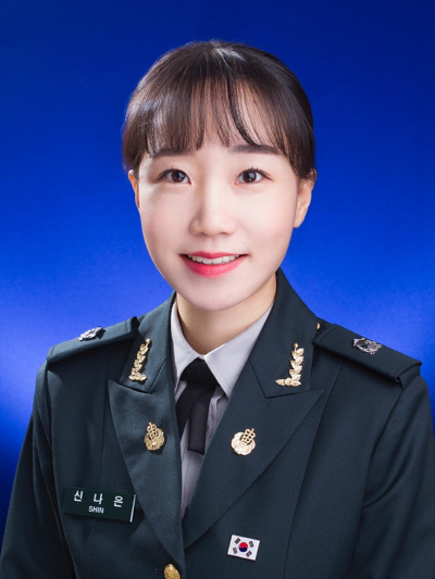 쌍둥이새내기간호장교1