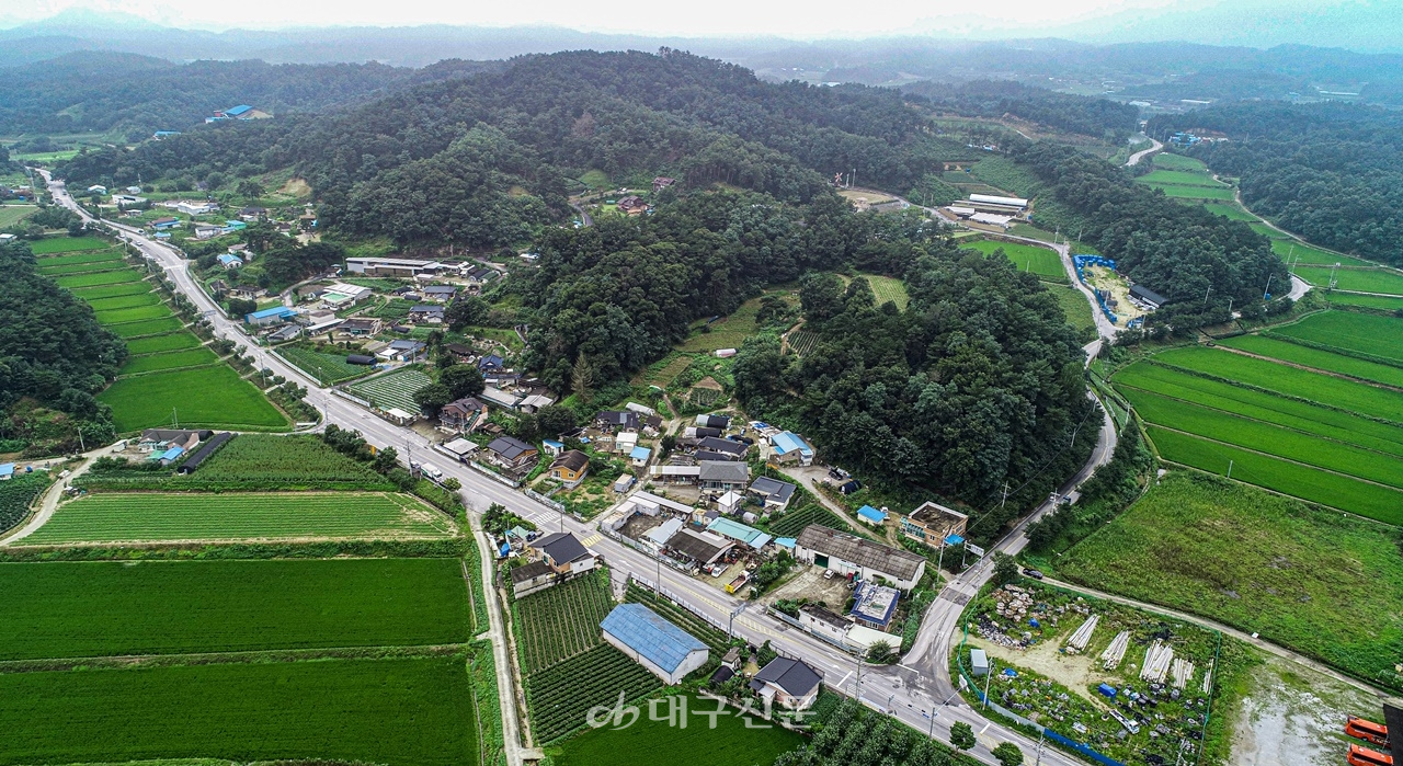 정축지변 당시 흐르던 피가 멈춘 곳이라 해서 ‘피끝’이라 불리던 마을은 역사와 문화를 아우르는 다양한 체험활동으로 관광객들을 불러모으는 녹색체험마을로 변모했다. 전영호기자