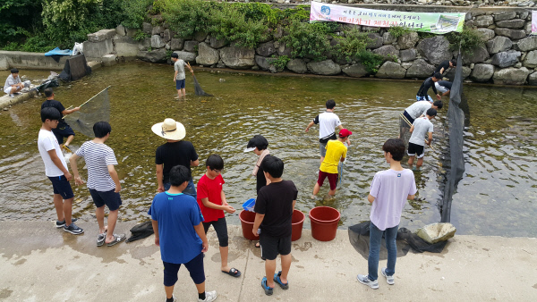 별무리마을-물고기잡이