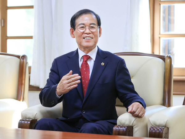 장상수의장 인터뷰