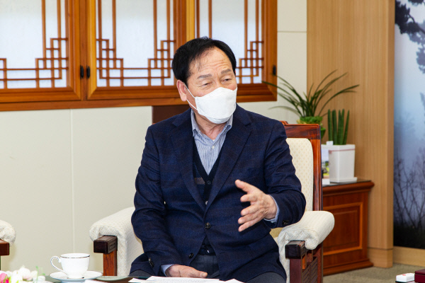 고우현의장 인터뷰