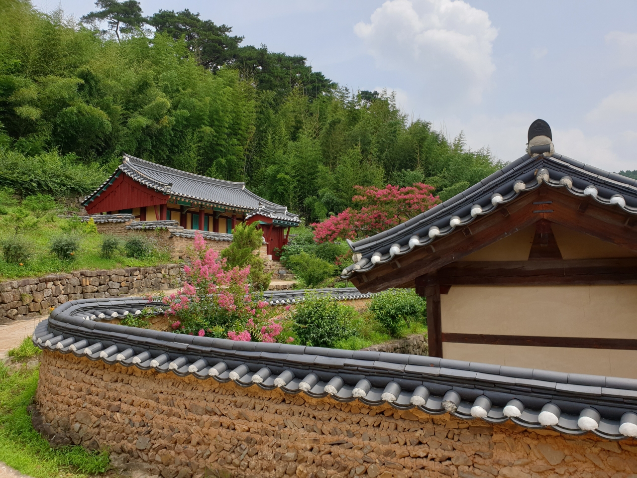 김종직 선생을 모신 사당이 있는 개실마을