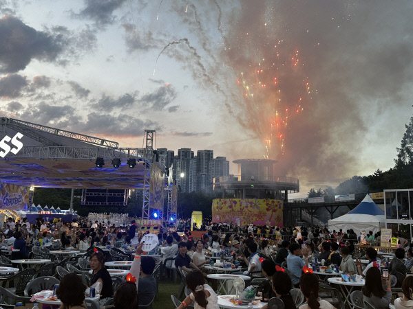 <b>폭염</b>도 이긴 축제 열기…대구 <b>치맥페스티벌</b> 첫날부터 '흥행'
