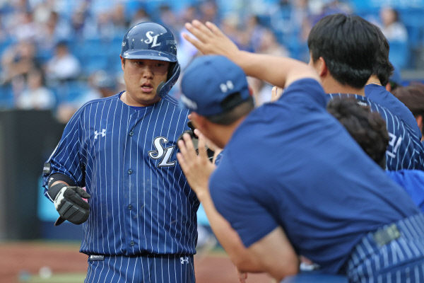유망주 김도환, 1400일 만에 멀티히트