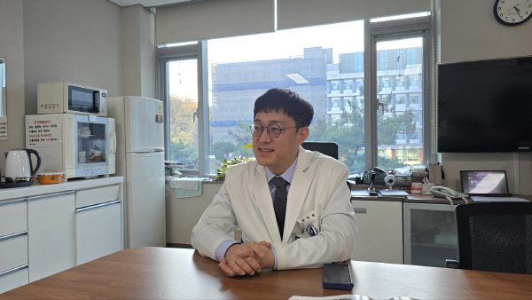 대가대윤숙현교수