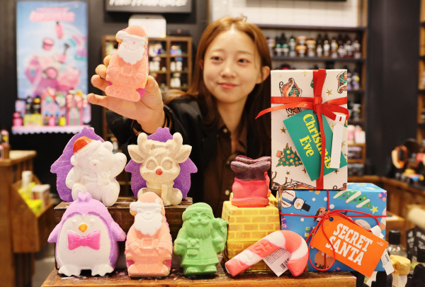 롯데백화점 대구점 러쉬 크리스마스 에디션