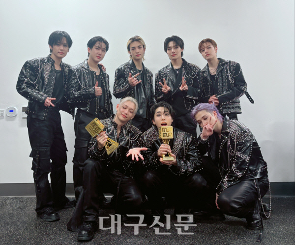 <b>스트레이 키즈</b>, '2025 <b>마마 어워즈</b>' 대상 수상