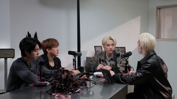 JYP엔터테인먼트 제공