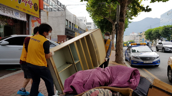 화성자원봉사단사랑의집수리봉사활동
