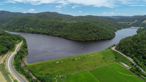 구미 오로 정승마을 저수지