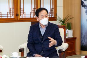 고우현 경북도의회 의장 “우수한 정책지원 전문인력 채용·도민 안전·경제 회복 역량 집중”