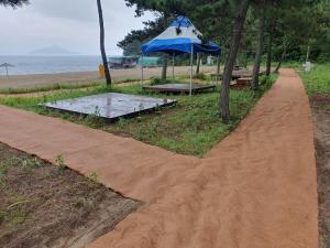 유해식물 ‘칡’이 토목자재로 변신