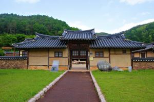 [맛과 멋으로 읽는 세상] 아첨해서 출세한 자들, 영양 지날 때 고개를 숙여라