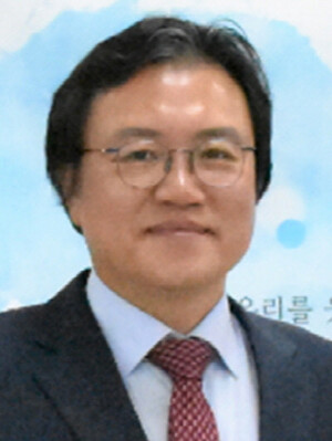 [대구복지논단] 사회복지사, ‘복밭’을 일구는 사람들