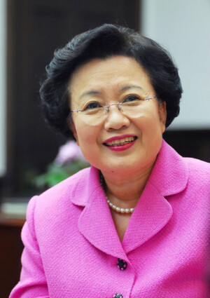 이배용 소수서원 원장 취임…창건 480여년 만에 첫 여성