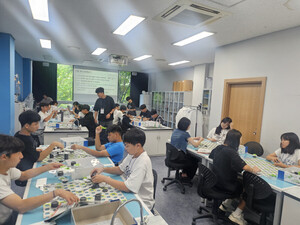 코딩에서 로봇까지 과학적 사고력 ‘UP’