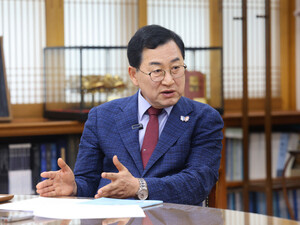 APEC 정상회의 성공 개최 만전 기하는 주낙영 경주시장 “경주 잠재력 알릴 절호의 기회…새 역사 출발점”