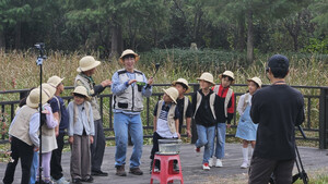 [자연이 살아야 우리가 산다] 우포늪서 피어난 생태예술…AI시대, 자연에서 배우다