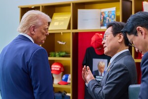 ‘韓 핵잠’ 트럼프 승인에도…실행 ‘산 넘어 산’