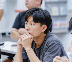 [나는 청년입니다] 대구FC 공식 웹툰 그리는 ‘제반드로’ 제우준 작가-가식 없는 솔직한 대구 이야기, 그 밑바탕엔 ‘찐사랑’